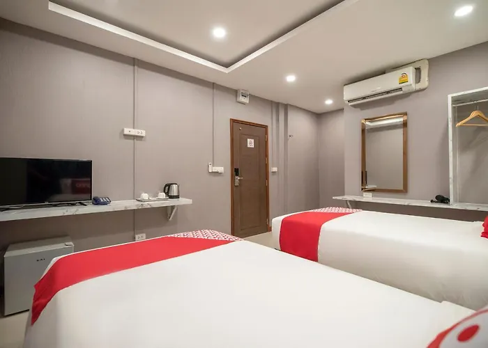 Hotel Oyo 455 Siam 2