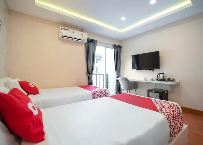 Hotel Oyo 455 Siam 2