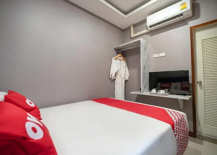 Oyo 455 Siam 2 Hotel 2*